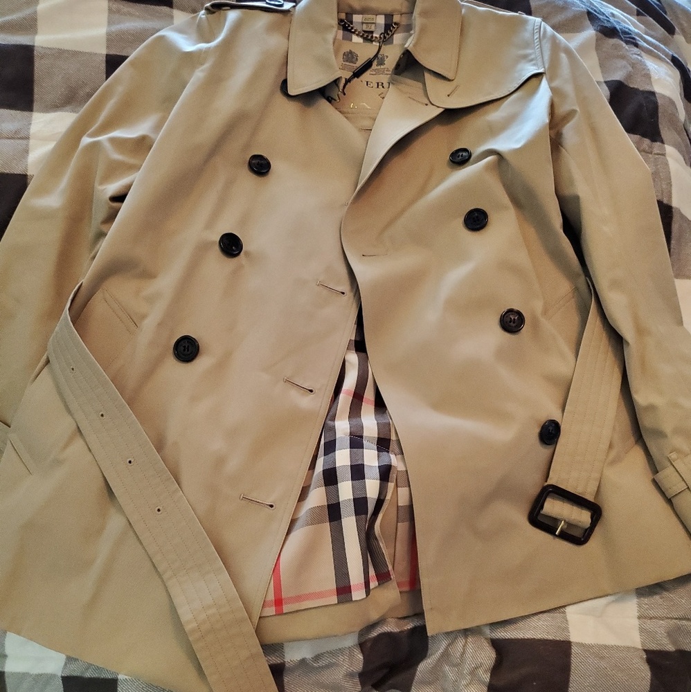 NWT Burberry coat❤
